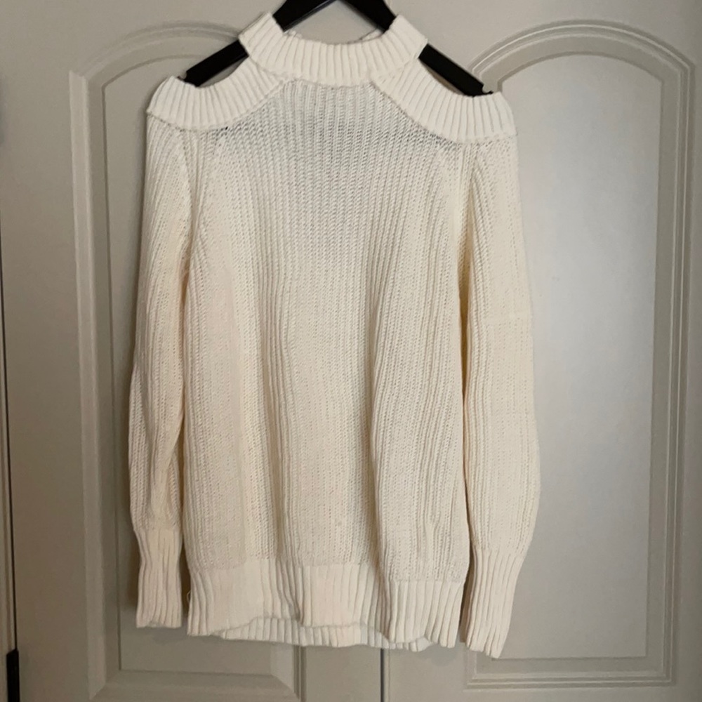 Free People open shoulder sweater NWOT